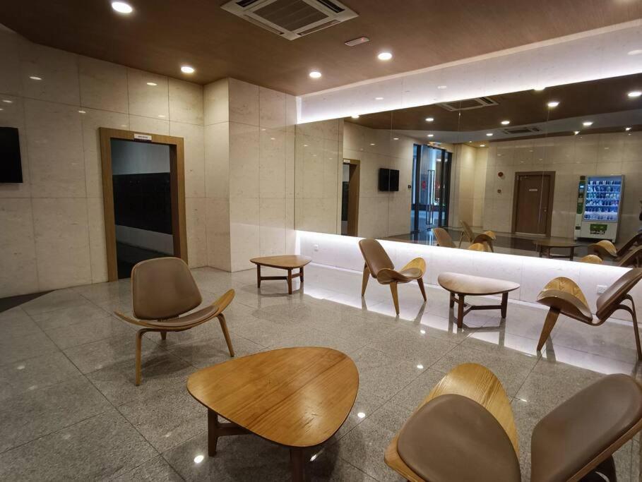 クアラルンプールThe Robertson @ 118 Tower Super Viewアパートメント エクステリア 写真